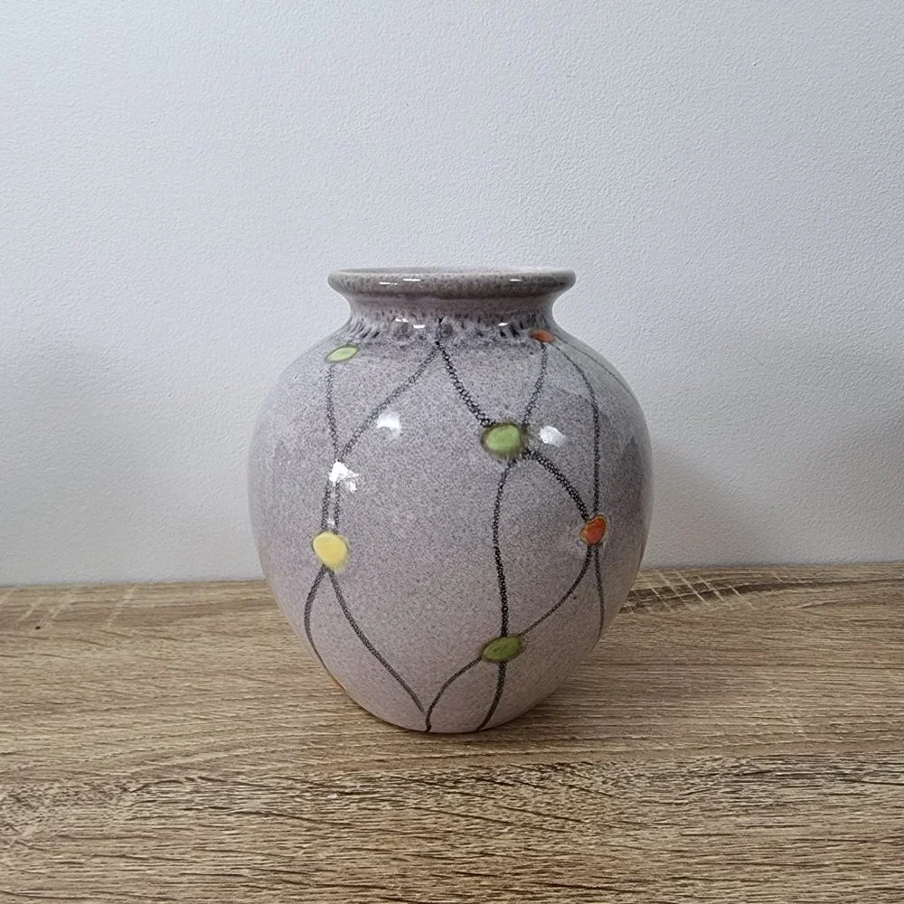Vintage 1980s Purple Ultra Violet Vase West German 14 cm H - Picture 3 of 10